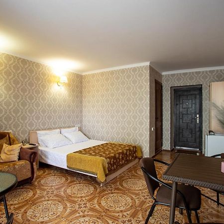 Олимп Otel Zaliznyi Port Dış mekan fotoğraf