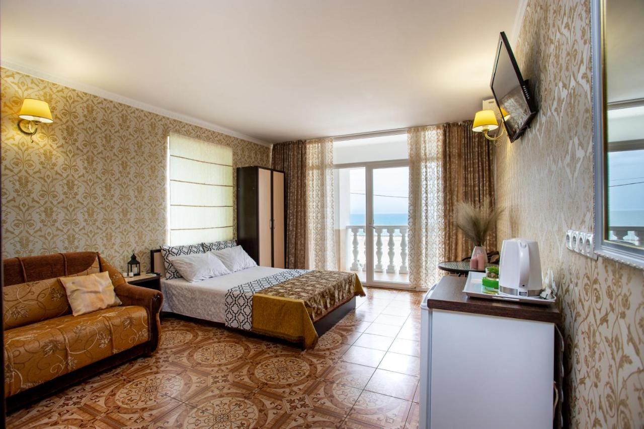 Олимп Otel Zaliznyi Port Dış mekan fotoğraf