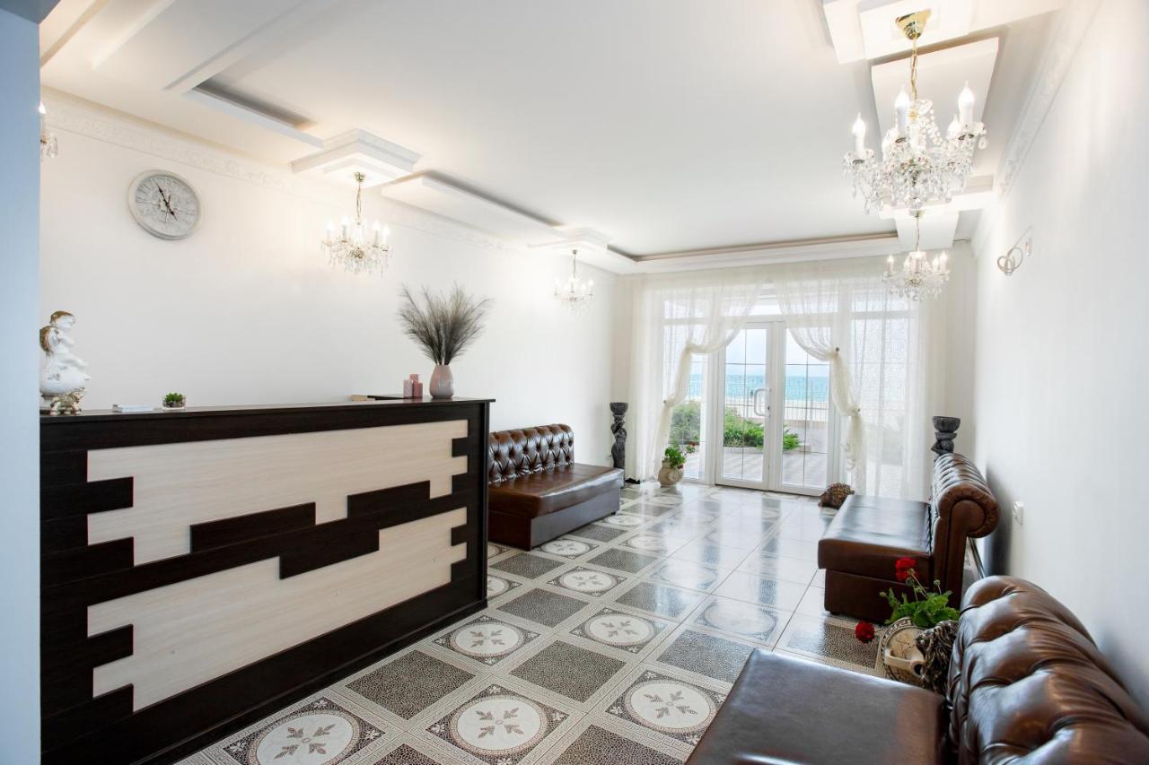 Олимп Otel Zaliznyi Port Dış mekan fotoğraf