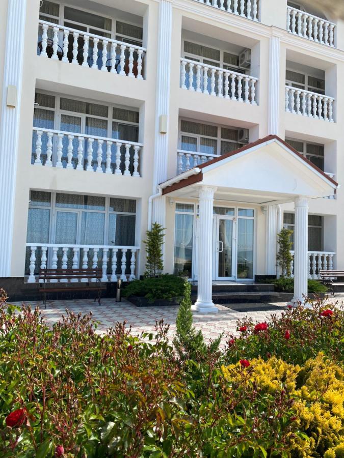 Олимп Otel Zaliznyi Port Dış mekan fotoğraf